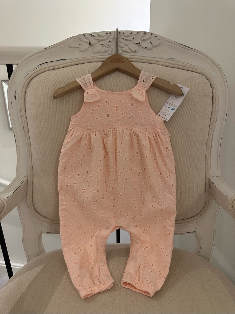🍑 6 Mth Pretty Peach Eyelet 100% Cotton Baby Romper NWT